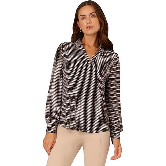 Adrianna Papell Tops - NWOT Adrianna Papell V-neck Top